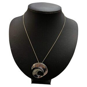 Necklace Swirl Pendant